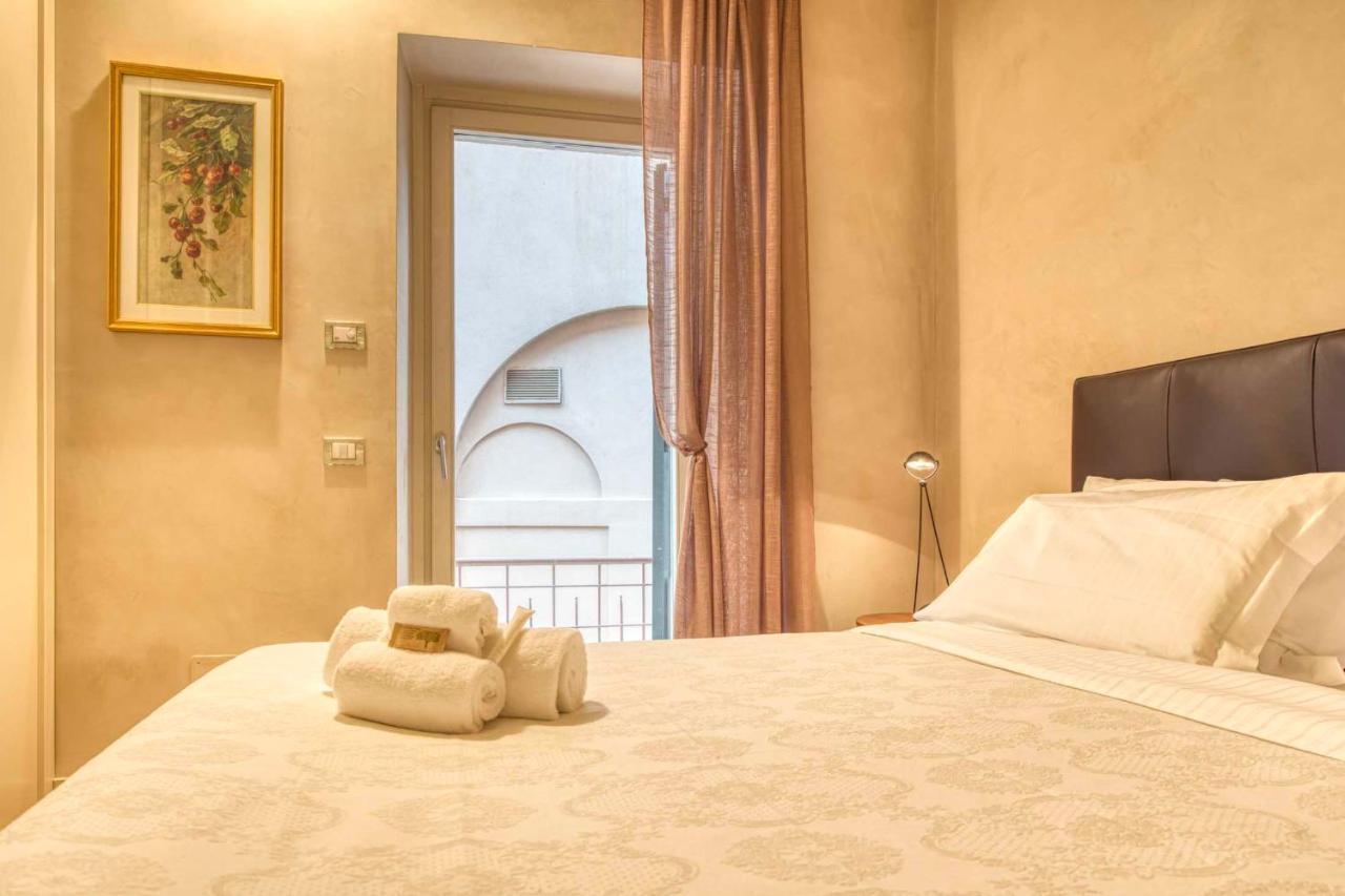 Apartmentsarena - Suite Mercatorum - Piazza Erbe 维罗纳 外观 照片