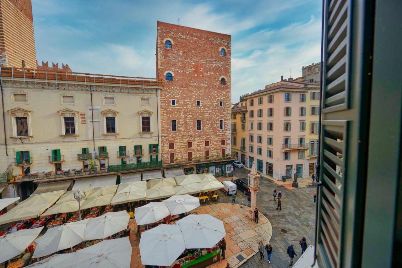 Apartmentsarena - Suite Mercatorum - Piazza Erbe 维罗纳 外观 照片